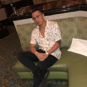 Meet your Posher, Jovany